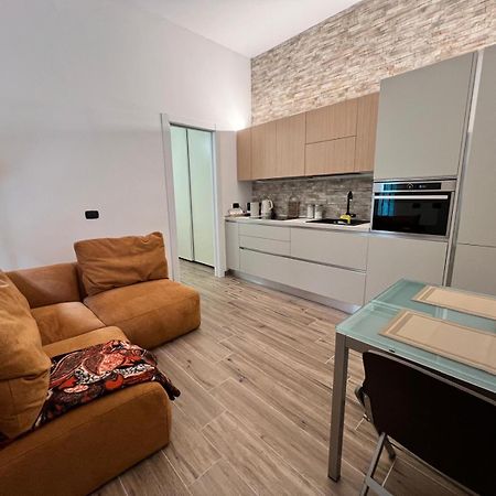 Domusmi Delfico 2 Apartment Milano Ngoại thất bức ảnh