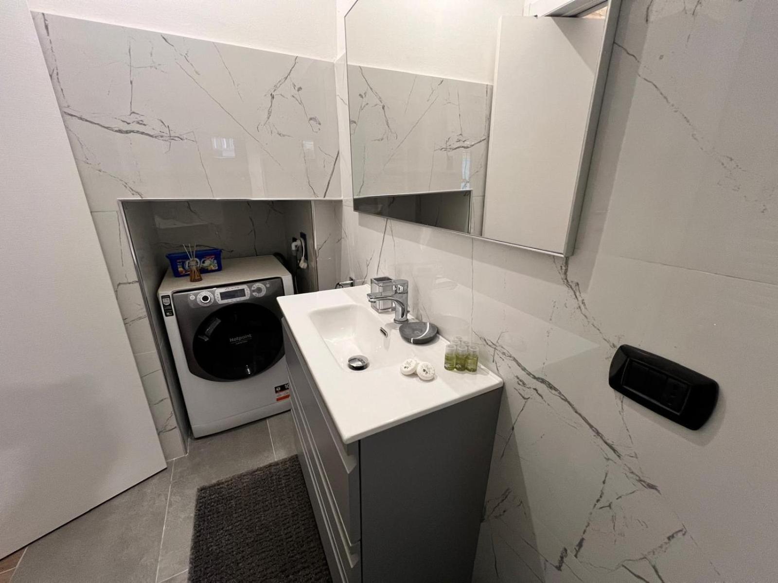 Domusmi Delfico 2 Apartment Milano Ngoại thất bức ảnh