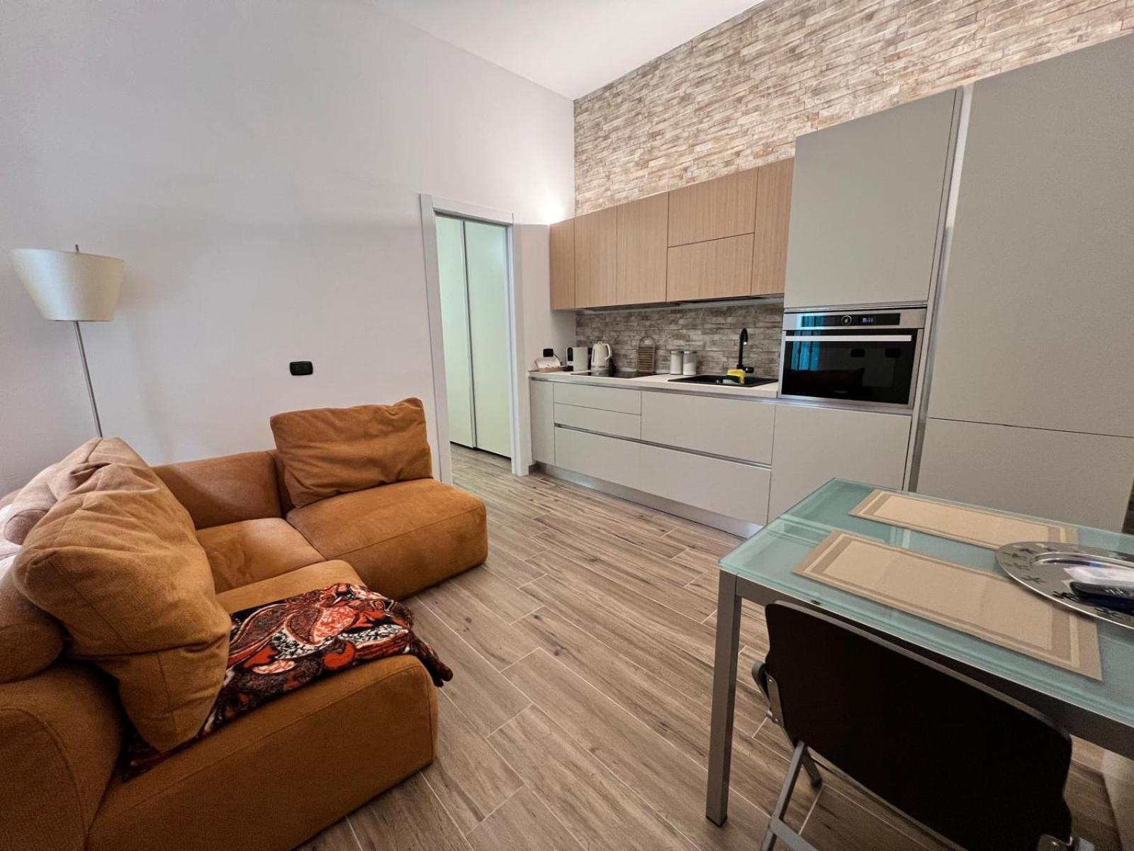 Domusmi Delfico 2 Apartment Milano Ngoại thất bức ảnh
